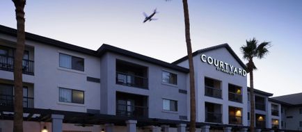 Courtyard Green Valley Marriott Exterior