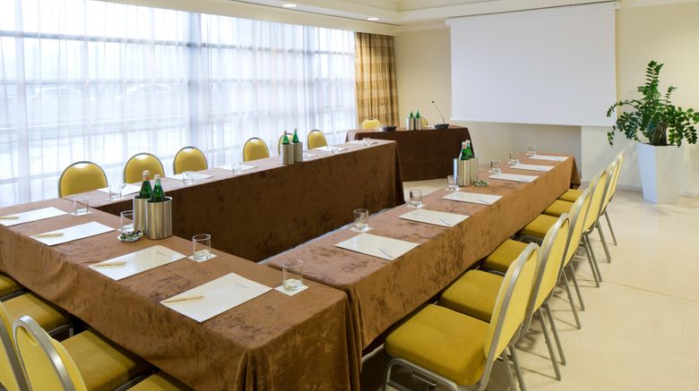 <b>Starhotels Grand Milan Meeting</b>. Images powered by <a href="https://www.leonardoworldwide.com/" title="Leonardo Worldwide" target="_blank">Leonardo</a>.