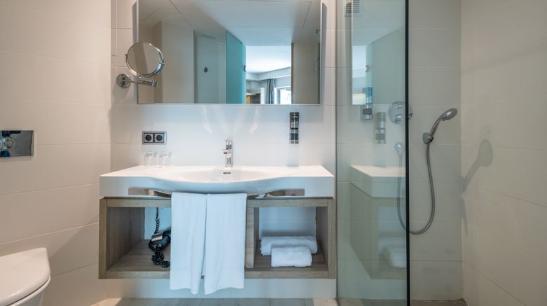 <b>Leonardo Royal Hotel Mallorca Room</b>. Images powered by <a href="https://www.leonardoworldwide.com/" title="Leonardo Worldwide" target="_blank">Leonardo</a>.