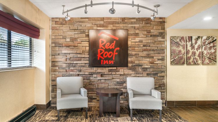 Red Roof Inn Detroit Metro Airp - Taylor Lobby