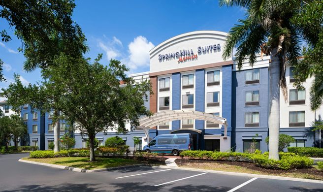 SpringHill Suites Fort Myers Airport Exterior