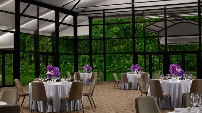 <b>The Ritz-Carlton, Millenia Singapore Meeting</b>. Images powered by <a href="https://www.leonardoworldwide.com/" title="Leonardo Worldwide" target="_blank">Leonardo</a>.