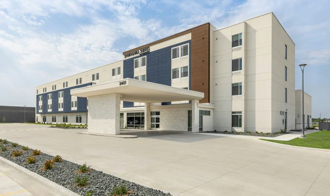 SpringHill Suites by Marriott Fargo Exterior