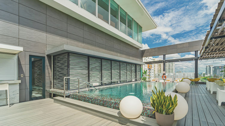 Holiday Inn Hotel Pool