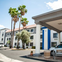 Holiday Inn Express Tucson Airport