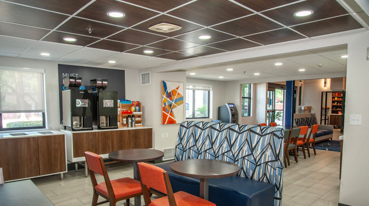 Holiday Inn Express Tucson Airport Restaurant