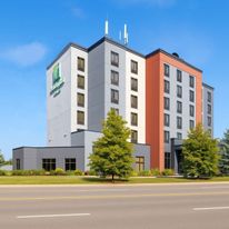 Holiday Inn & Suites Mississauga