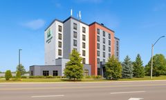 Holiday Inn & Suites Mississauga