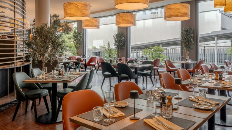 <b>Courtyard by Marriott Munich City Center Restaurant</b>. Images powered by <a href="https://www.leonardoworldwide.com/" title="Leonardo Worldwide" target="_blank">Leonardo</a>.