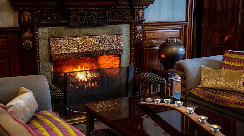 <b>Skeabost House Hotel Lobby</b>. Images powered by <a href="https://www.leonardoworldwide.com/" title="Leonardo Worldwide" target="_blank">Leonardo</a>.