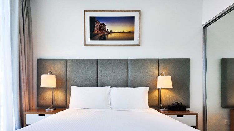 Quest Mounts Bay Road Room
