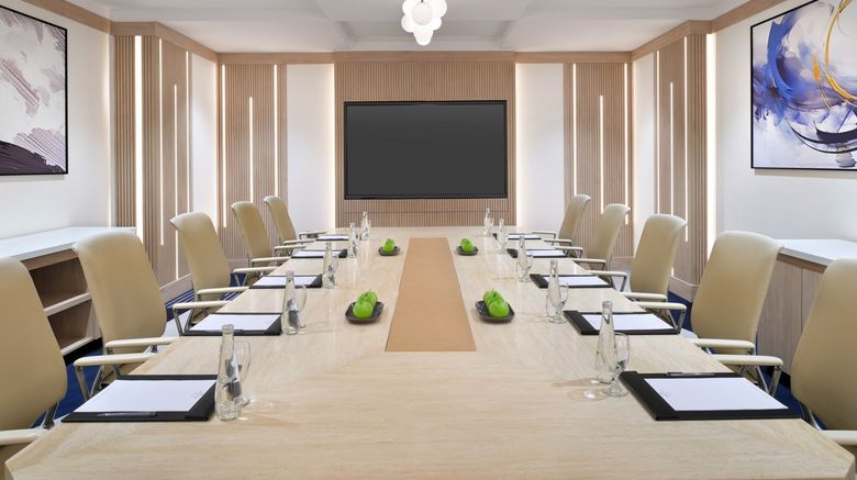 <b>Crowne Plaza Dubai Jumeirah Meeting</b>. Images powered by <a href="https://www.leonardoworldwide.com/" title="Leonardo Worldwide" target="_blank">Leonardo</a>.