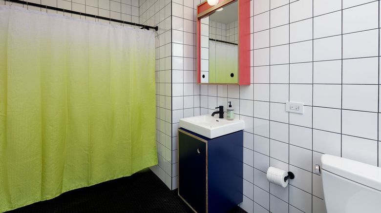 <b>Placemakr Wall Street Room</b>. Images powered by <a href="https://www.leonardoworldwide.com/" title="Leonardo Worldwide" target="_blank">Leonardo</a>.