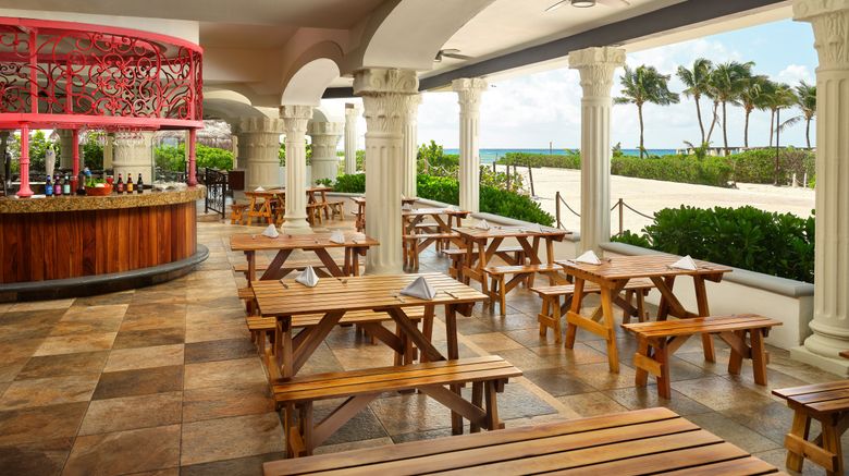<b>Hyatt Vivid Playa del Carmen Restaurant</b>. Images powered by <a href="https://www.leonardoworldwide.com/" title="Leonardo Worldwide" target="_blank">Leonardo</a>.