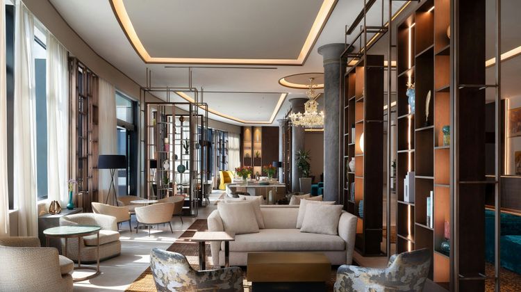 Milan Marriott Hotel Lobby