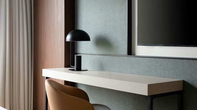 Milan Marriott Hotel Suite