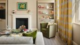 <b>Rocco Forte Brown's Hotel Suite</b>. Images powered by <a href="https://www.leonardoworldwide.com/" title="Leonardo Worldwide" target="_blank">Leonardo</a>.