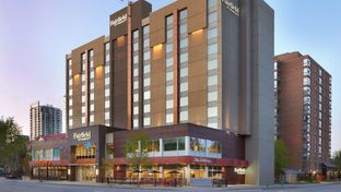 Fairfield Inn & Suites Calgary Downtown