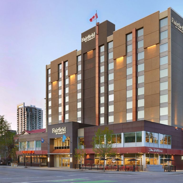 Fairfield Inn & Suites Calgary Downtown
