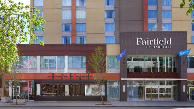 Fairfield Inn & Suites Calgary Downtown Restaurant