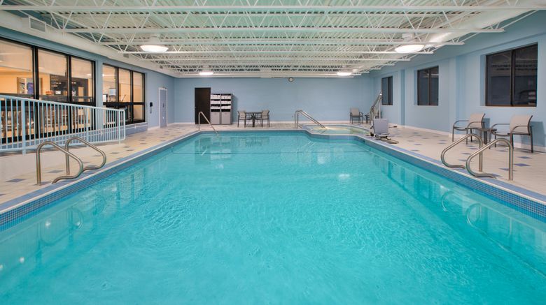 <b>Holiday Inn Express Pool</b>. Images powered by <a href="https://www.leonardoworldwide.com/" title="Leonardo Worldwide" target="_blank">Leonardo</a>.