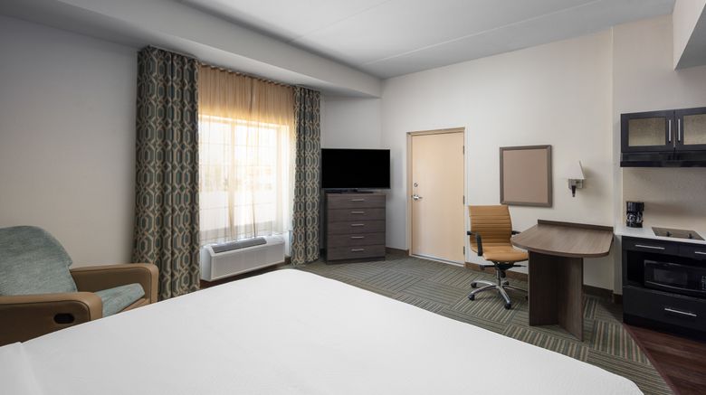 <b>Candlewood Suites Omaha Room</b>. Images powered by <a href="https://www.leonardoworldwide.com/" title="Leonardo Worldwide" target="_blank">Leonardo</a>.