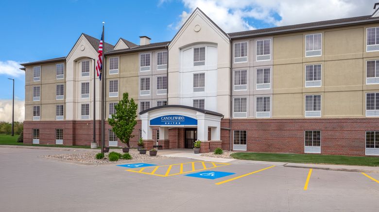 <b>Candlewood Suites Omaha Exterior</b>. Images powered by <a href="https://www.leonardoworldwide.com/" title="Leonardo Worldwide" target="_blank">Leonardo</a>.