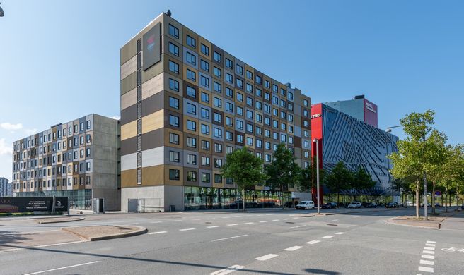 Cabinn Apartments Exterior