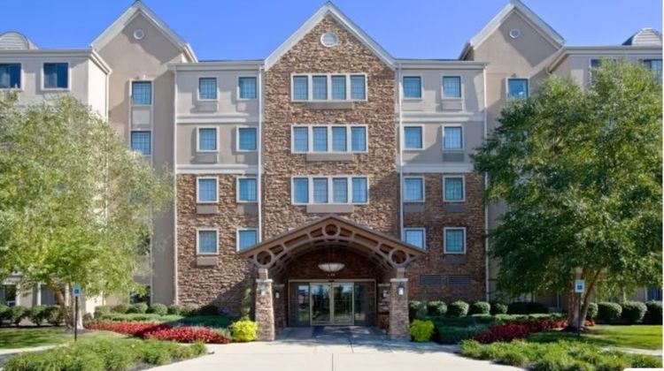 Staybridge Suites Indianapolis-Fishers Exterior