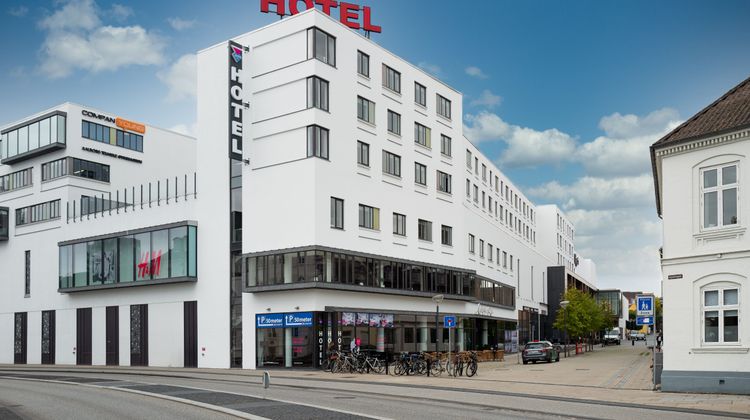 CABINN Aalborg Hotel Exterior