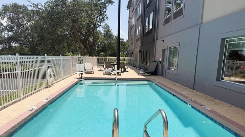 <b>Holiday Inn Express Venice Pool</b>. Images powered by <a href="https://www.leonardoworldwide.com/" title="Leonardo Worldwide" target="_blank">Leonardo</a>.
