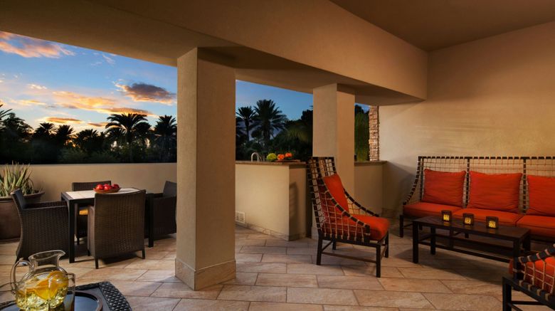 <b>Phoenician Residences Luxury Collection Exterior</b>. Images powered by <a href="https://www.leonardoworldwide.com/" title="Leonardo Worldwide" target="_blank">Leonardo</a>.
