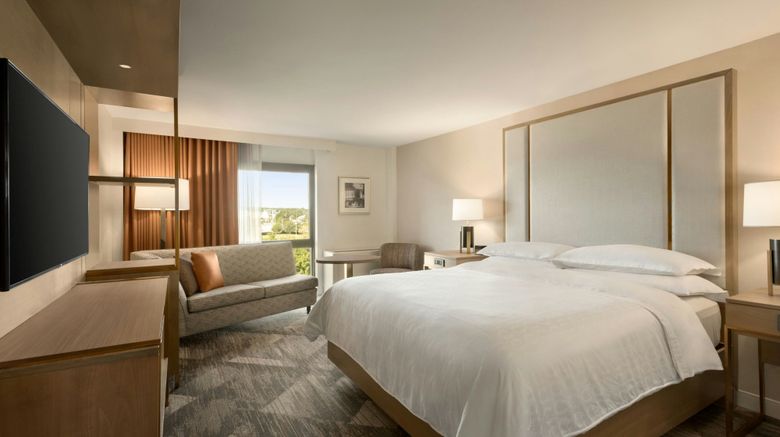 <b>Madison Marriott South Room</b>. Images powered by <a href="https://www.leonardoworldwide.com/" title="Leonardo Worldwide" target="_blank">Leonardo</a>.