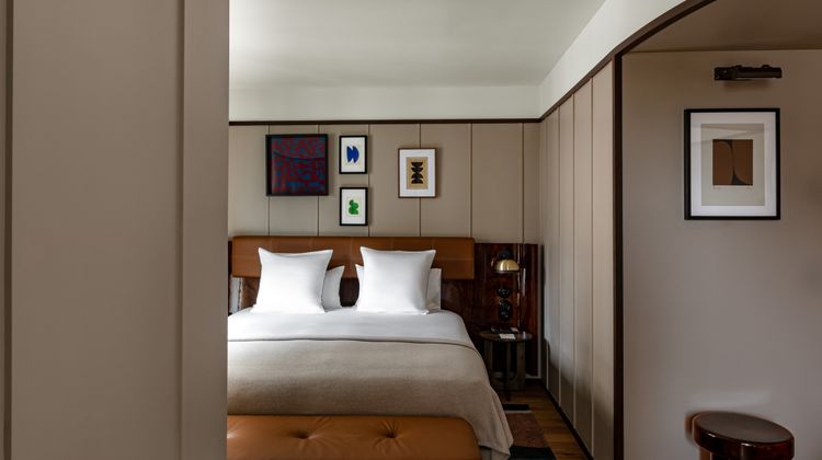 Norman Hotel Suite