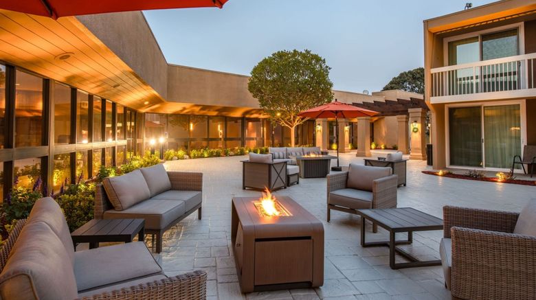 <b>Holiday Inn Oxnard North Exterior</b>. Images powered by <a href="https://www.leonardoworldwide.com/" title="Leonardo Worldwide" target="_blank">Leonardo</a>.
