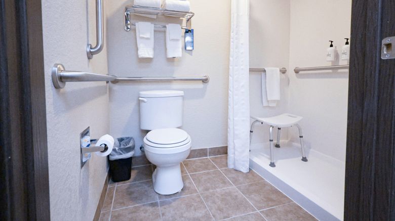 <b>Cobblestone Inn & Suites Maryville Room</b>. Images powered by <a href="https://www.leonardoworldwide.com/" title="Leonardo Worldwide" target="_blank">Leonardo</a>.