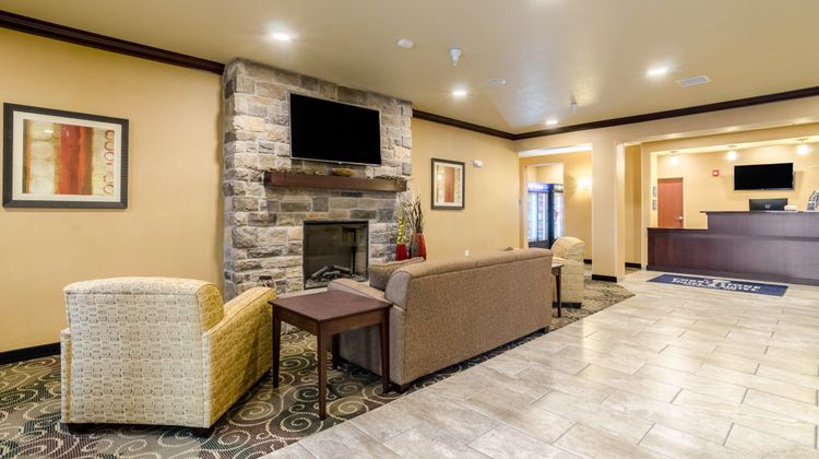 Cobblestone Hotel & Suites McCook Lobby
