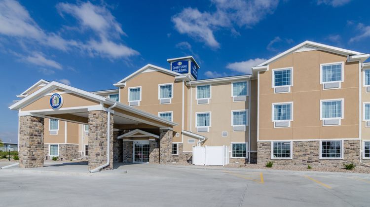 Cobblestone Hotel & Suites McCook Exterior