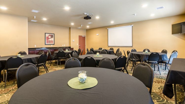 Cobblestone Hotel & Suites McCook Meeting