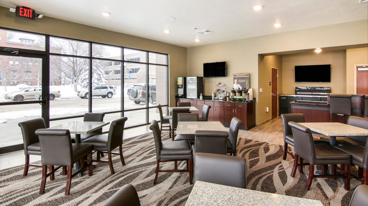 Cobblestone Inn & Suites Menomonie Restaurant