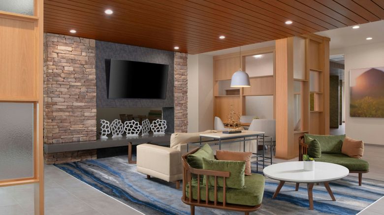 <b>Fairfield Inn & Suites DeSoto Dallas Lobby</b>. Images powered by <a href="https://www.leonardoworldwide.com/" title="Leonardo Worldwide" target="_blank">Leonardo</a>.