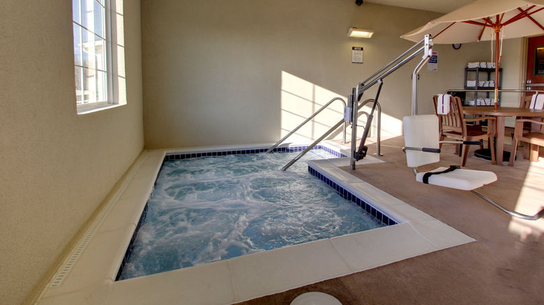 <b>Cobblestone Hotel & Suites Newton Pool</b>. Images powered by <a href="https://www.leonardoworldwide.com/" title="Leonardo Worldwide" target="_blank">Leonardo</a>.