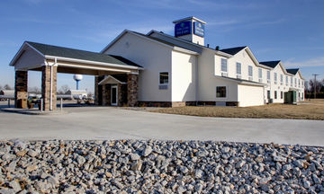 Cobblestone Hotel & Suites Newton