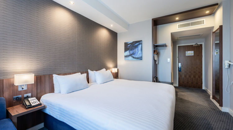 Holiday Inn Express Aberdeen Airport Room