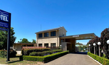 Country Gardens Motel