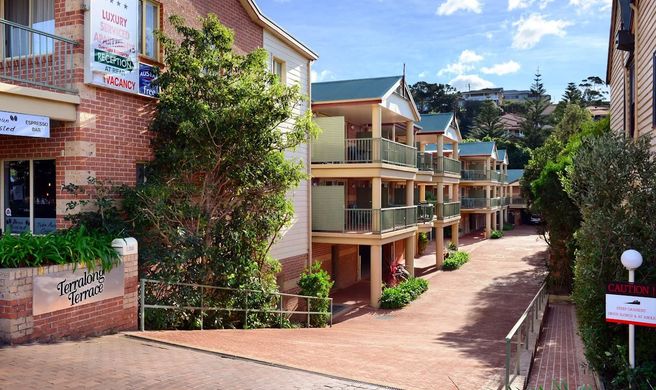 Terralong Terrace Apartments Exterior