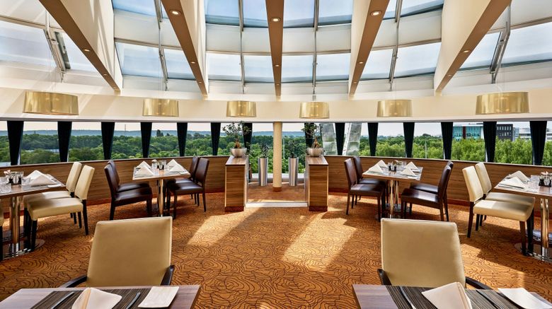 <b>Sheraton Duesseldorf Airport Hotel Restaurant</b>. Images powered by <a href="https://www.leonardoworldwide.com/" title="Leonardo Worldwide" target="_blank">Leonardo</a>.