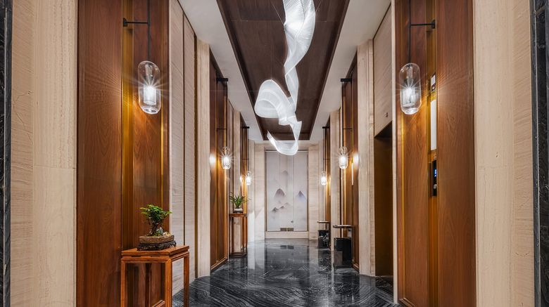 <b>HUALUXE Handan Lobby</b>. Images powered by <a href="https://www.leonardoworldwide.com/" title="Leonardo Worldwide" target="_blank">Leonardo</a>.