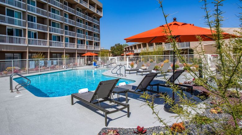 <b>Holiday Inn Oxnard North Pool</b>. Images powered by <a href="https://www.leonardoworldwide.com/" title="Leonardo Worldwide" target="_blank">Leonardo</a>.