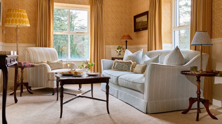 <b>Ballinalacken Castle Suite</b>. Images powered by <a href="https://www.leonardoworldwide.com/" title="Leonardo Worldwide" target="_blank">Leonardo</a>.